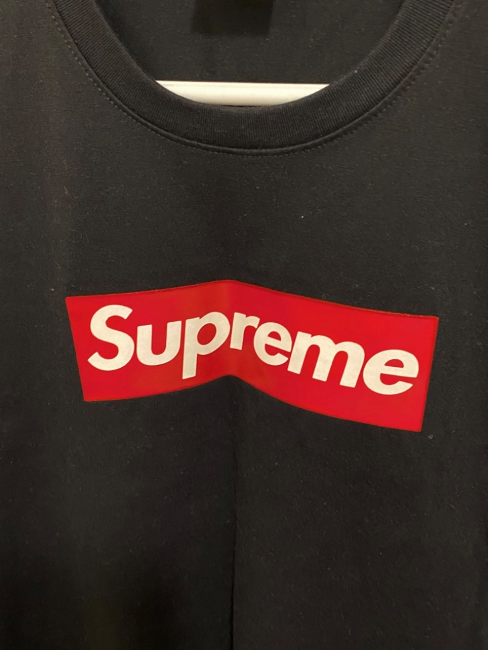 Supreme Size L  Women’s Black T Shirt - Picture 4 of 8